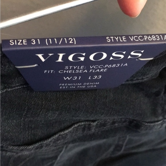 Vigoss Flare Leg Distressed Jeans Size 31” W x 33L ( 11/12 ) NWT - Picture 11 of 15